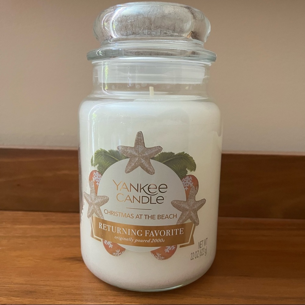 NEW Yankee Candle Returning Classic CHRISTMAS AT THE BEACH 22oz Jar Candle